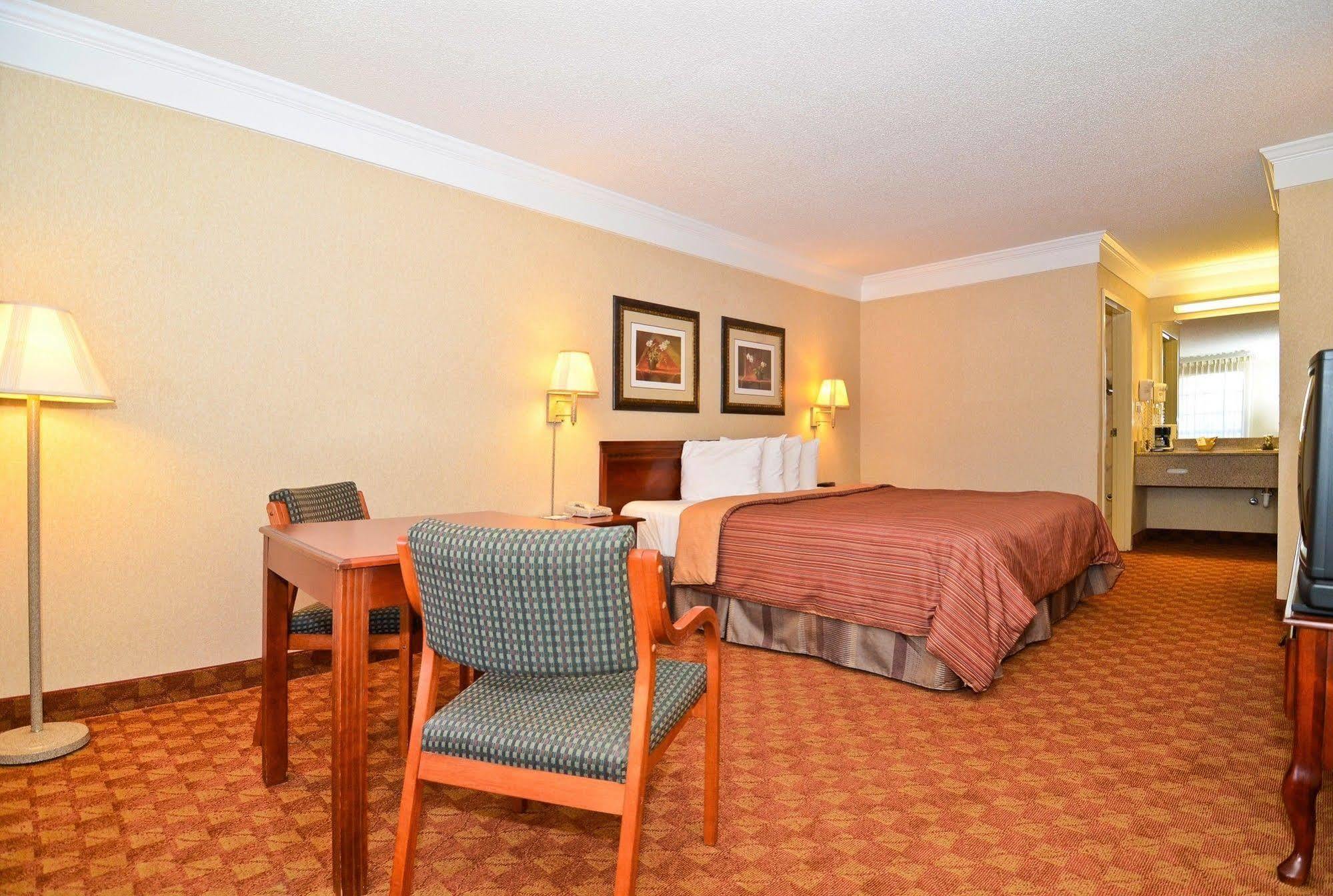 Best Western Hawkinsville Inn & Suites Ngoại thất bức ảnh