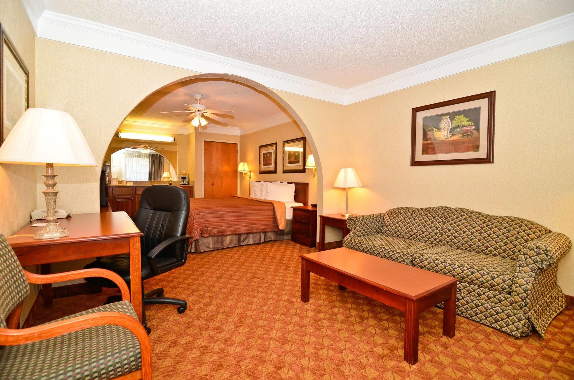 Best Western Hawkinsville Inn & Suites Ngoại thất bức ảnh